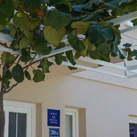 Tija Apartamento *